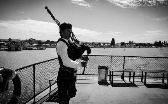 True Local: Bagpipers for hire