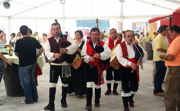 Galician bagpipes | by