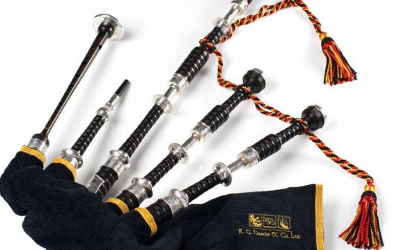Henderson Bagpipes