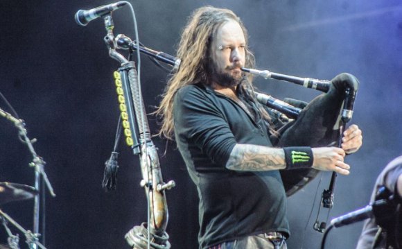 In Photos: Korn closed out day