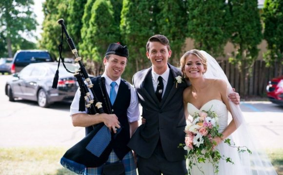Rent bagpipes