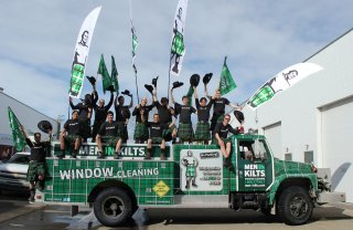 MIK_Calgary_Firetruck-EDIT_with_and_without_LOGO (Pshop laye